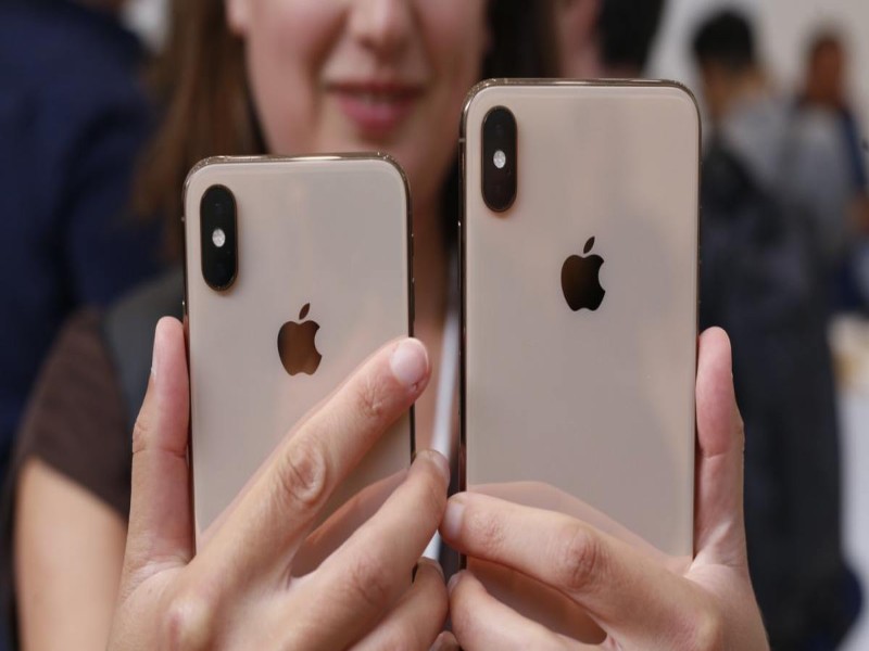 có nên mua iphone bản quốc tế không