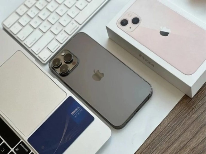 có nên mua iphone trả góp không