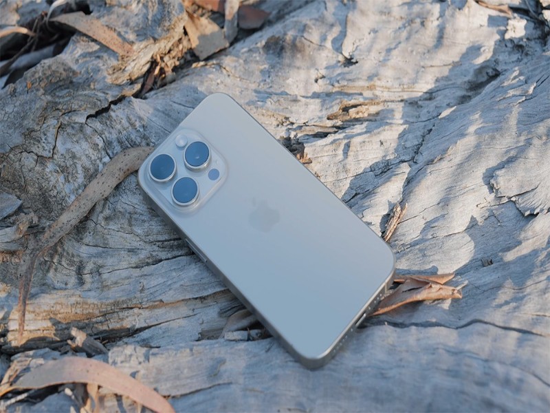 có nên mua iphone trả góp không